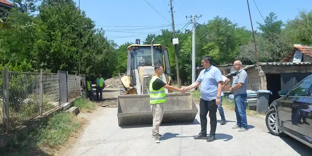 lokalen pat bujkovci mrshevci- (1)
